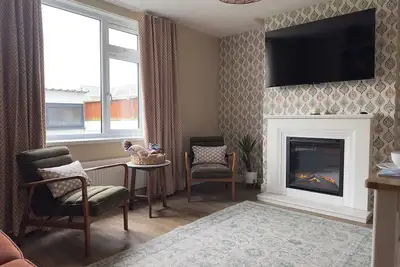 Image de House Sleeps 10-Garden-Parking-Near Barry Island