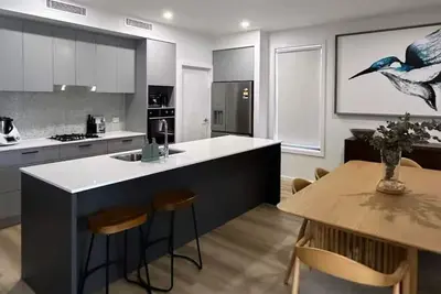 Image de Coastal Oasis- Newly Built: 5mins to Redhead and Dudley beach