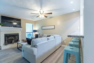 Image de Two Bedroom Condo First Floor