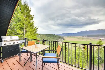 Image de Mtn & River-View Gem w/ Balcony in Bonners Ferry