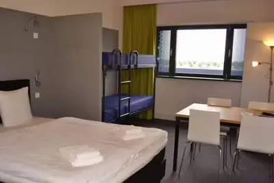 Image de Comfortable Stay with Pool Access, Game Room, and Relaxing Lounging Areas