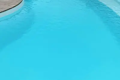 Image de Maison en Corse les pieds dans l’eau