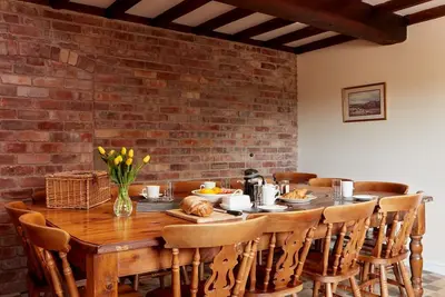Image de Cottage spacieux à Ashbourne, Sans dépôt