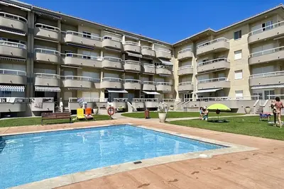 Image de Appartement près de la plage Griells avec piscine