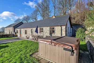 Image de Cottage acceptant les animaux de compagnie avec bain à remous, Sans dépôt