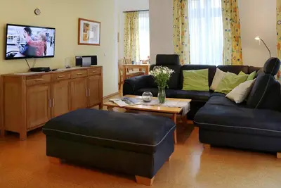 Image de Comfortable apartment with balcony and beach chair!