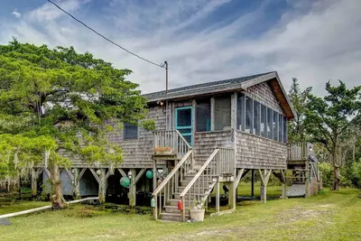 Image de A Bit Airy: Ocracoke Vacation Rental for 4