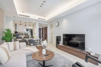 Image de Fabulous and Spacious 2br in Nobles Tower
