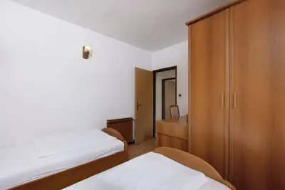 Image de actractive apartmant Mira in Punat with Ac