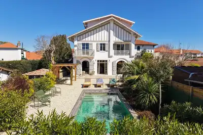 Image de Villa d'exception, Piscine, Plage à Pied, Clim