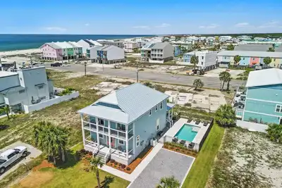 Image de Steps to Gulf | 5br/5. 5ba | Pool | Boat Parking|Beach Gear