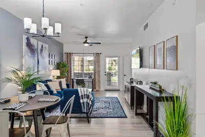 Image de Cozy Golf Retreat: King & Queen Bed, Pools, Shops