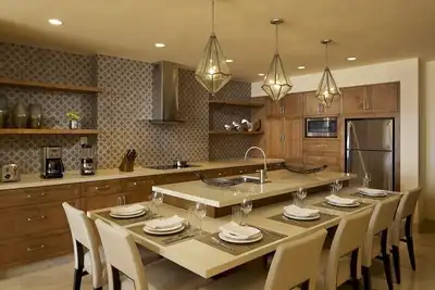 Image de Luxurious 2-bedroom Presidential suite within a 5-star resort in Cabo San Lucas