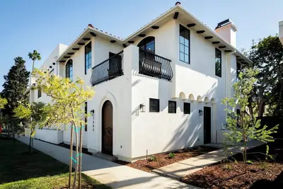 Image de Modern West Hollywood Oasis