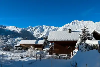 Image de Chalet \"Marmotte\" avec vue sur les montagnes, terrasse privée et Wi-Fi