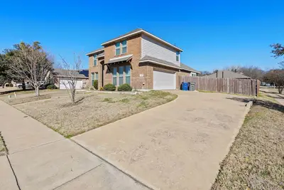 Image de Spacious 4br Home - 2 Living Rooms, Study, Firepit, Pet-Friendly!