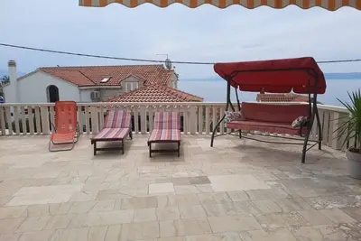 Image de Appartement de deux chambres avec la terrasse et la vue sur le mer Puntinak, Brac (A-24192-c)