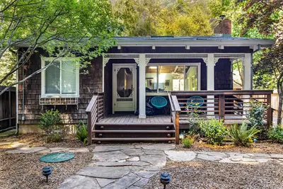 Image de Serene Getaway | Hot Tub, Bbq, Family & Couples
