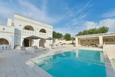 Villa à Ostuni avec 4 chambres à coucher, 8 couchages