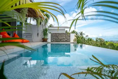 Image de Lavish 3-bedroom villa in Koh Samui with stunning sea views, private pool, and terrace
