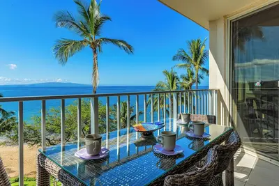 Image de Hale Pau Hana #707 Ocean Front, Central Ac, Oceanfront Complex