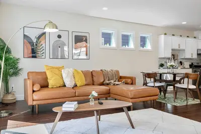 Image de Spacious 5b 3. 5b House Near Airport & Dinning