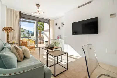 Image de Rdr477 - Beautiful renovated apartment with Pool