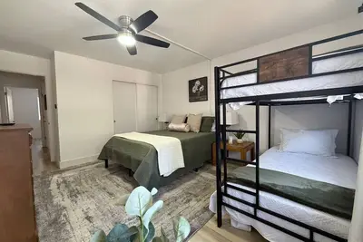 Image de Sports Village / 2 Br 1 Ba / Sleeps 4+ / Fireplace