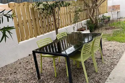 Image de Villa avec jardin dans quartier calme, à 500m des commerces, 2, 5 km de la plage
