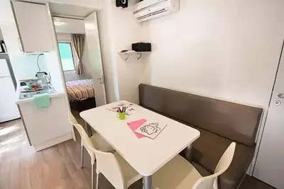 Image de Mobil-home - Aufgedeckte Terrasse