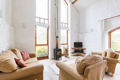 Image de Harmony Cottage - Deux Chambres Maison, Couchages 4