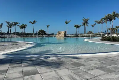 Image de New 3br Home with Pool, Hot Tub, Cafe, Minutes to Venice and Englewood Beaches