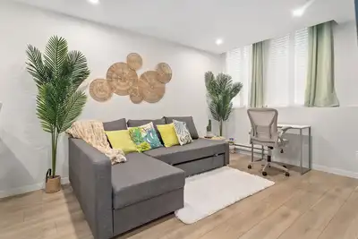 Image de Tropical Caribbean-Themed Townhome Cozy Getaway (King Bed\/Sofa Bed)