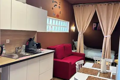Image de Mon logement est au centre-ville dans la ville de Carhaix Plouguer très facile d’accès