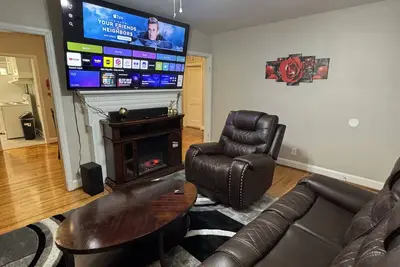 Image de Charming clean 3 bedroom house, big bedrooms with king beds in Greensboro