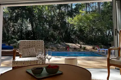 Image de Villa à 10 min à pied de la plage des Bourdaines