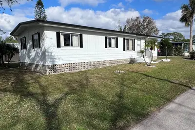 Image de Charming 3br/1ba mobile home with WiFi and Ac in Port Orange