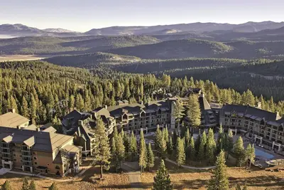 Image de The Ritz-Carlton Lake Tahoe; a 3 bed 3. 5 bath unit