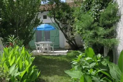 Image de Maison de village au calme, à 300 m de la plage, cœur de Saint-Georges-de-Didonne