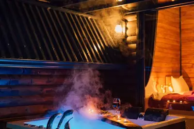 2+1 Private Pool-Luxury-Fireplace-Jacuzzi-Sheltered 5-person Bungalow in Uzunkum