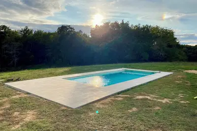Image de Havre de paix à la campagne avec 4 hectares et piscine privée, Périgord/Dordogne
