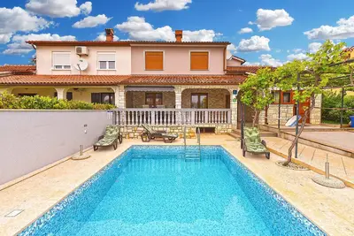 Image de Maison de vacances avec piscine pour 6 personnes