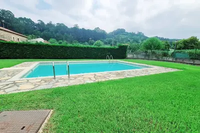 Image de Appartement 'Romántico Con Piscina' avec vue sur les montagnes, piscine partagée et Wi-Fi