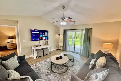 Image de Beaufort Bungalow near Atl Beach