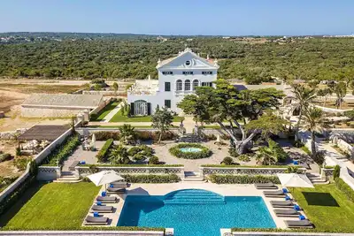 Image de Villa à Mahon avec 6 chambres à coucher, 12 couchages