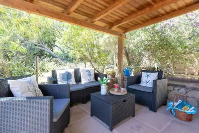 Image de Confortable appartement pour 3 personnes avec piscine, climatisation, Tv, patio et animaux admis