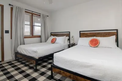 Image de LumberJill Lodge #4 | 2 Full Beds