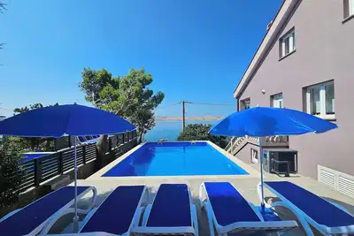 Image de Beachfront apartment Baricevic with Pool - top 1