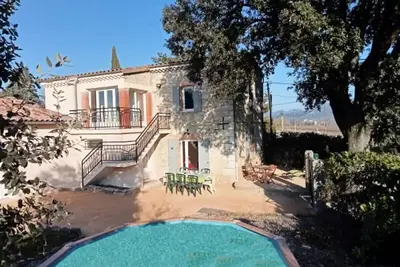 Image de Gîte La Forge et le Vieux Chêne - Piscine / 5 min à pied du centre / Calme