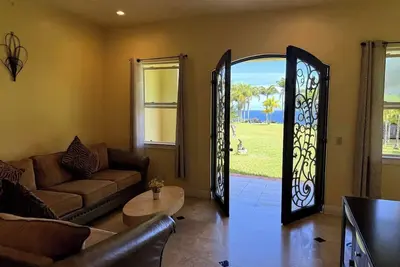 Image de Cozy 2br/2ba Haven near Botanical World Adventures